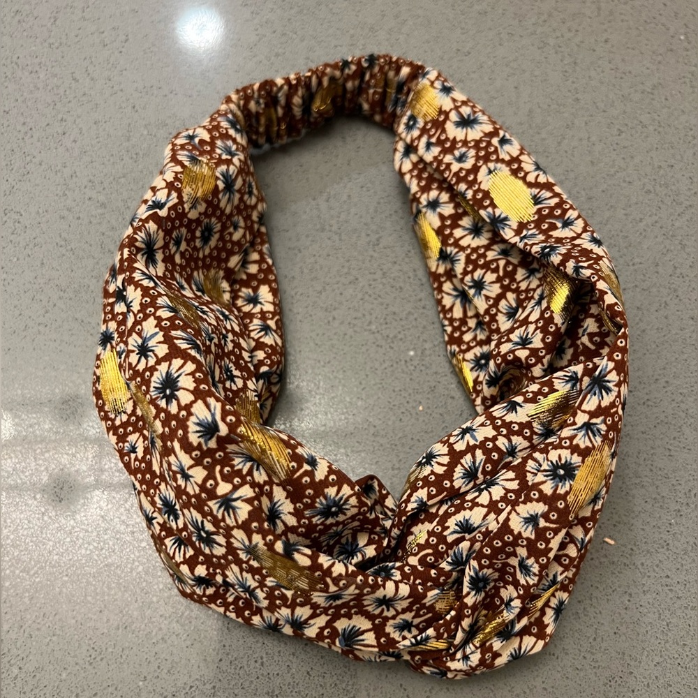 Anthropologie printed Headband with metallic gold